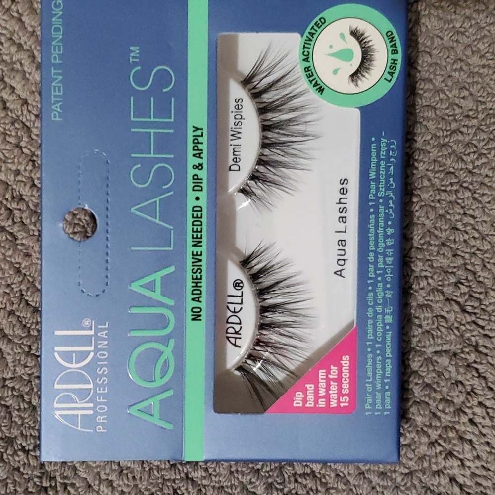 Eyelashes - Picture 3 of 3